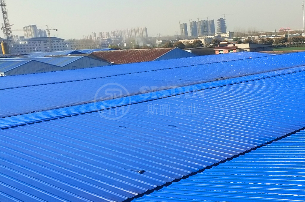 一大型家具市場(chǎng)金屬屋面采用斯鼎耐久型彩鋼瓦翻新專(zhuān)用漆防腐翻新